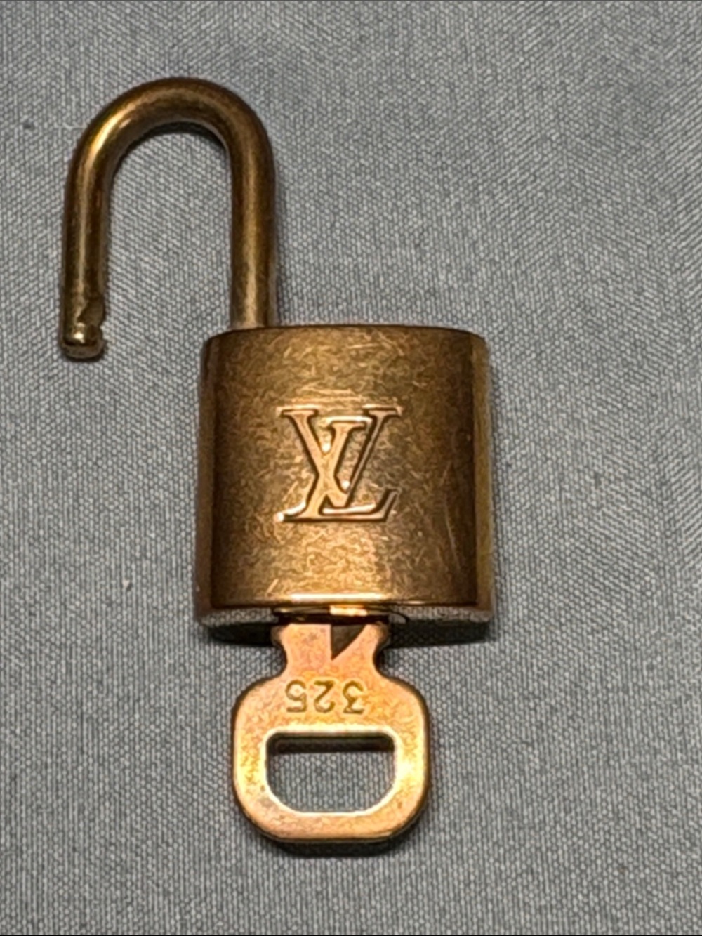 Louis Vuitton Brass Padlock with Key #325 - Designer Bag Accessory - Picture 6 of 6